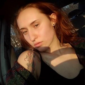 Meet your Posher, Theola